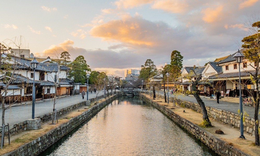 美観地区の夕暮れ