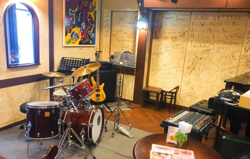 ジャズアヴェニュウ生演奏