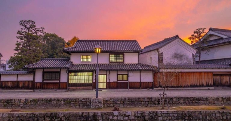 美観地区の夕暮れ